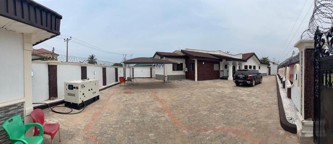 Dnd Apartments 贝宁城 外观 照片